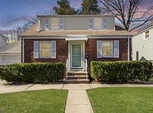 2-30 32Nd St, Fair Lawn, NJ