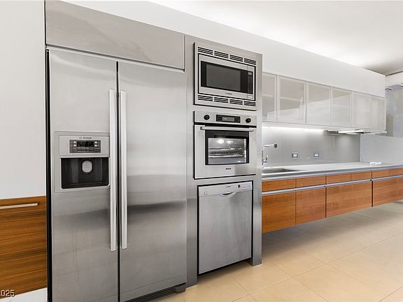 3rd image of 3722 Las Vegas Blvd S Unit 503