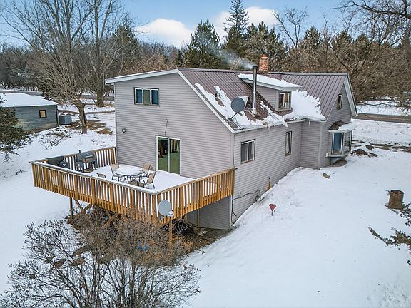3rd image of 48600 Anchor Ave
