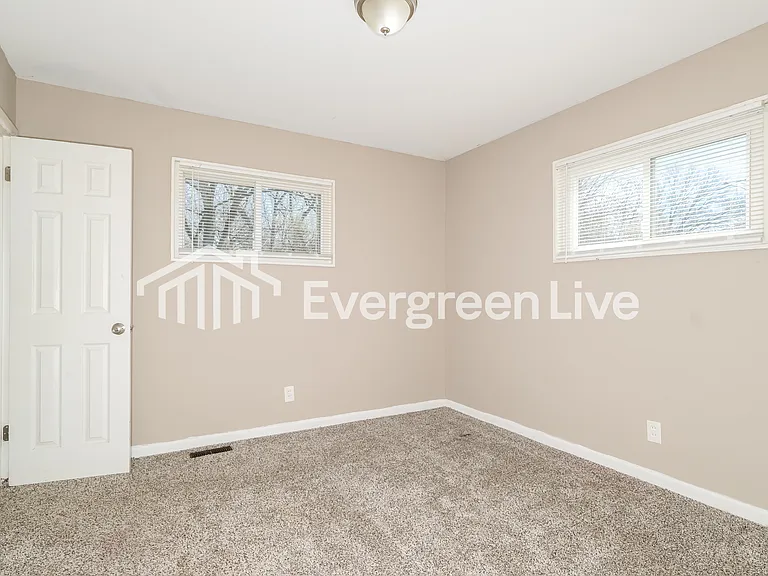 1220 S Waterford Dr — Photo 9