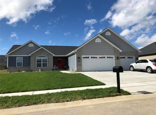 1309 Bradstreet Dr, O'Fallon, IL 62269