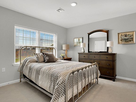 Hickory- 2 BR 2 BA