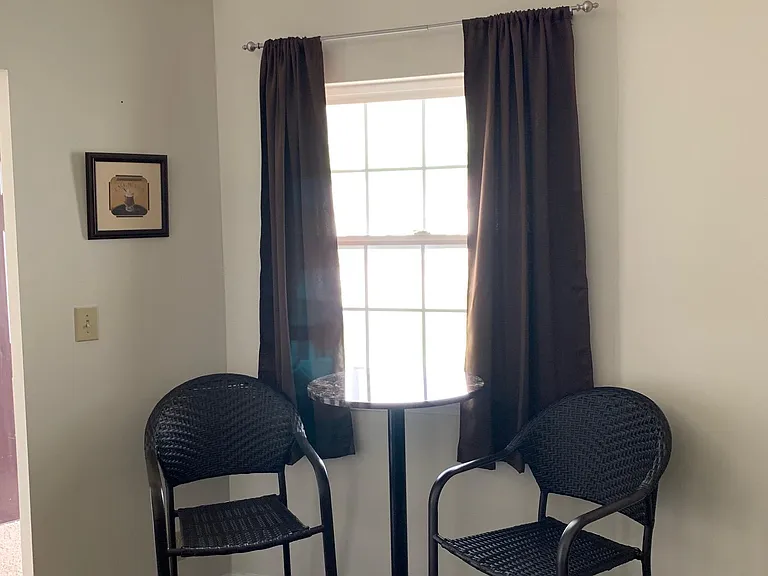 2421 Depauw Dr — Photo 4
