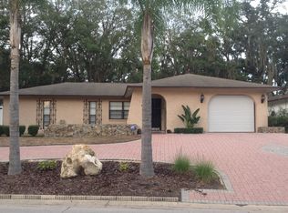 8806 Forest Lake Dr, Port Richey, FL 34668