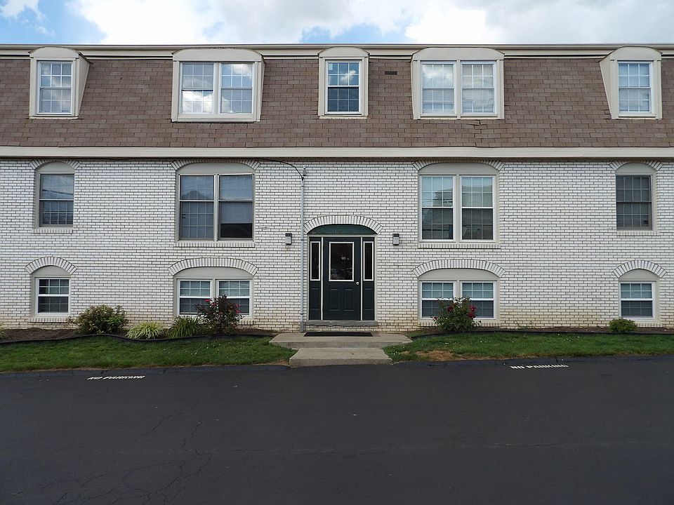 1st image of 114 Hanly Ln #12