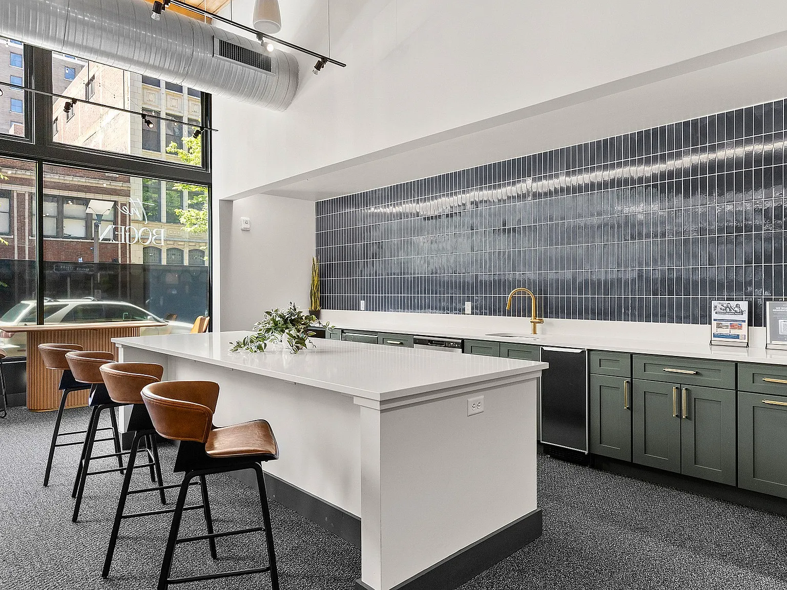 Bogen | Urban Chic Lofts — Photo 4