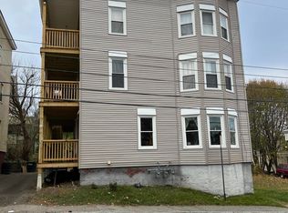 17 Horton St, Lewiston, ME 04240