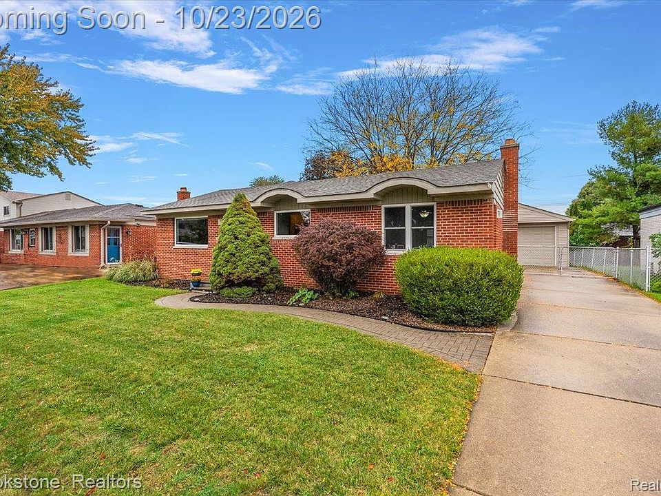 31608 Meadows Ave, photo 3