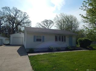 326 Hickory Dr, Springfield, OH 45503