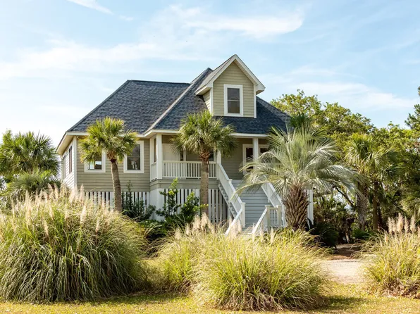 330 Flowers Dr, Edisto Island, SC 29438