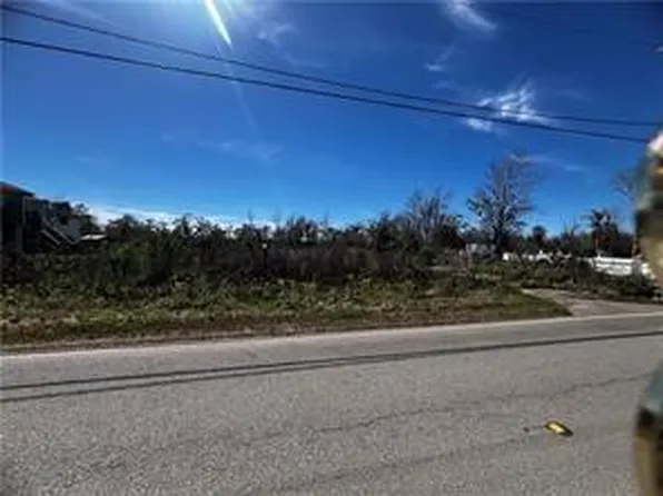 3606 Privateer Blvd, Barataria, LA 70036