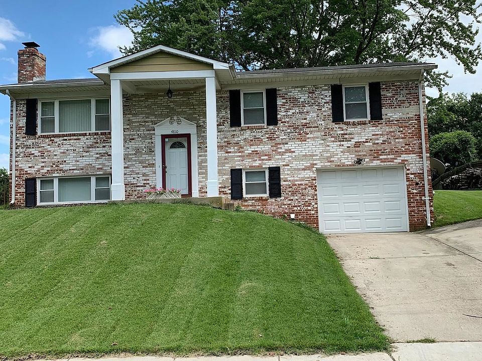2nd image of 4810 Parkmont Ln