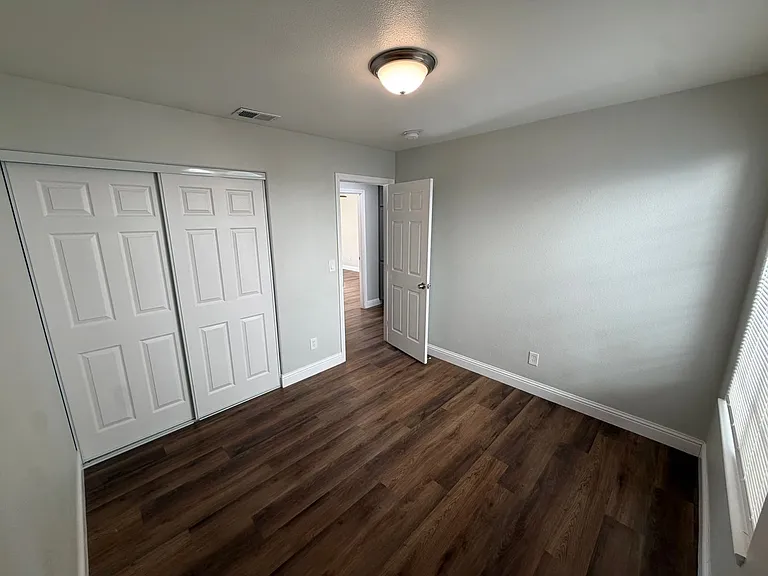8267 Moorhaven Way — Photo 36