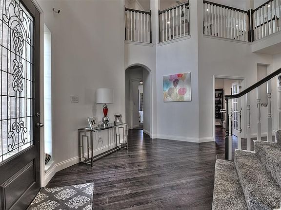 3rd image of 20518 Aspen Canyon Dr