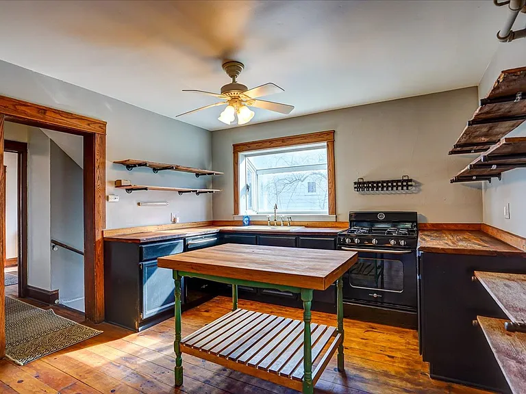 513 Troy Dr — Photo 13