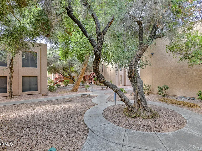 3131 W Cochise Dr #213 — Photo 23