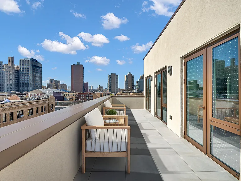 563 W 170th St #8A — Photo 4