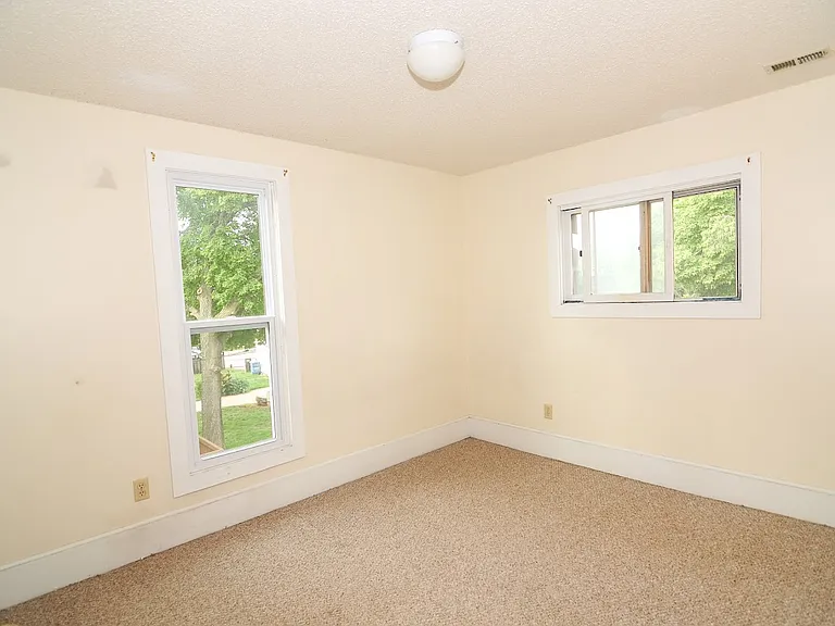 1015 13th Ave SE #2 — Photo 7