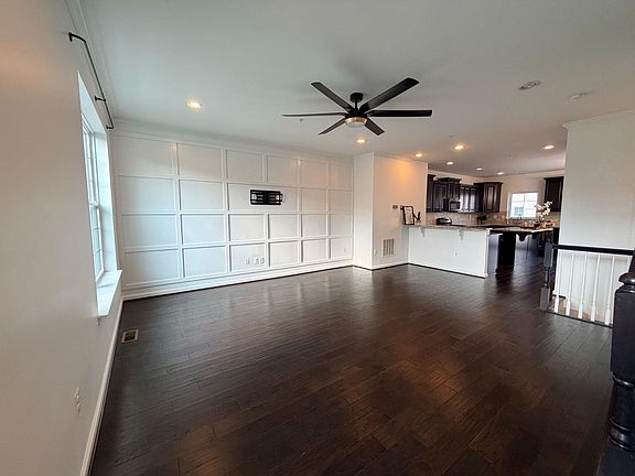 4th image of 7120 Beaumont Pl