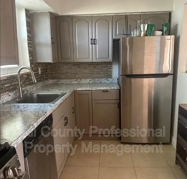 7891 Sheridan St — Photo 5