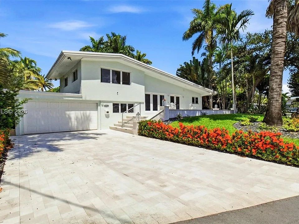 2613 Tortugas Ln