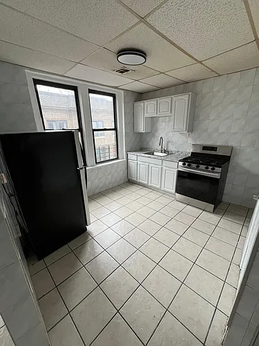 53 Milford Ave #18 Photo 1
