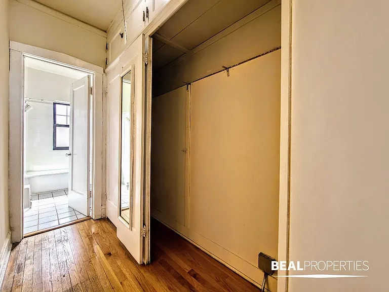 1317.5 Oak Ave #E3 — Photo 13