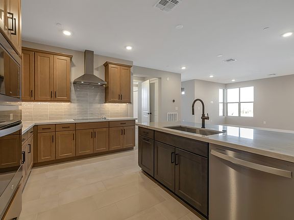 4th image of 2121 Sonoran Desert Dr #46