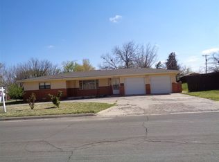 400 W 11th St, Roswell, NM 88201