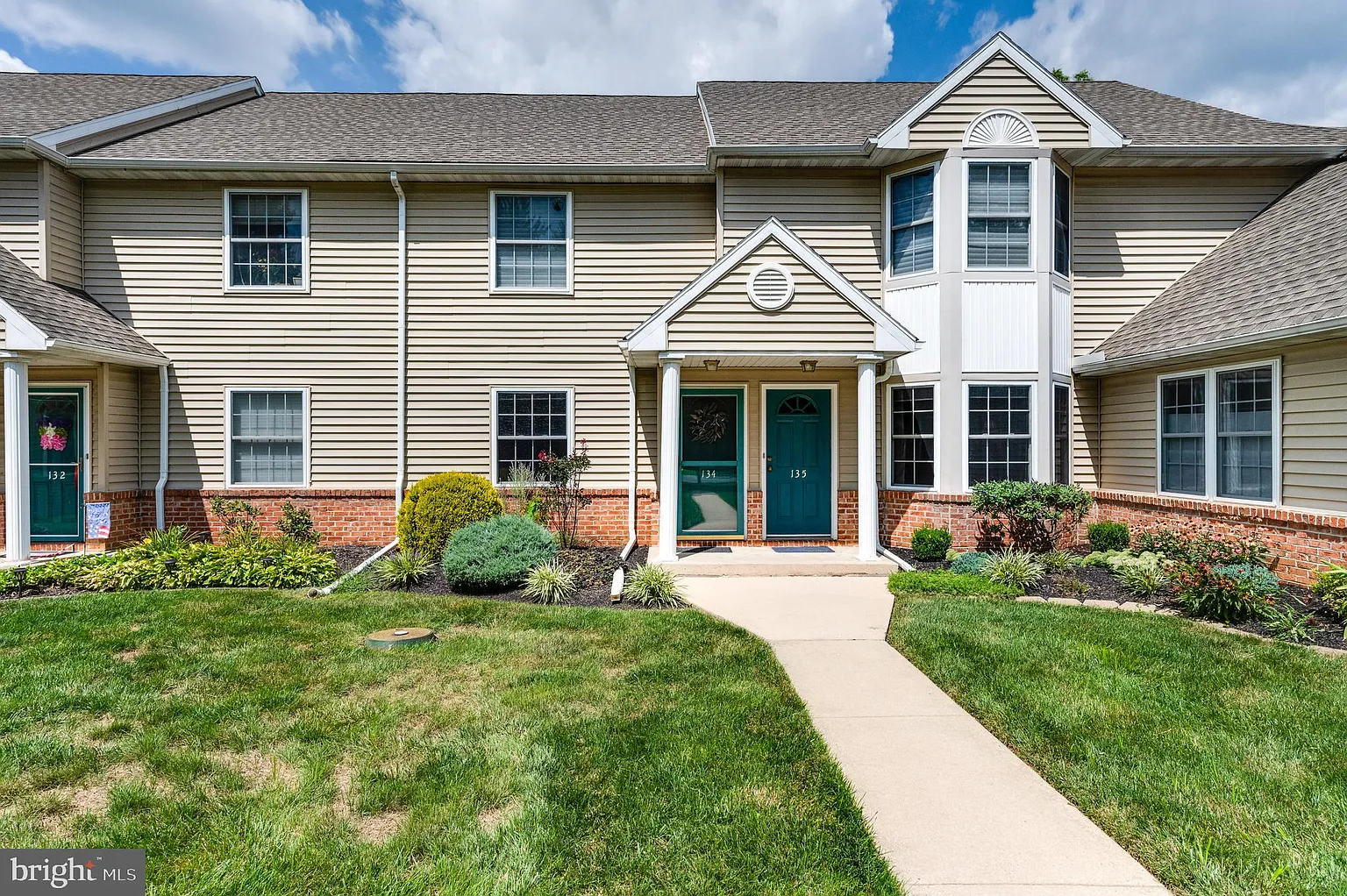 134 Heather Ln photo 1