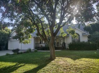 2312 Kerri Dr, Dodge City, KS 67801