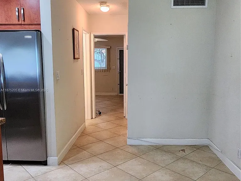 2170 NE 51st Ct #C3 — Photo 6