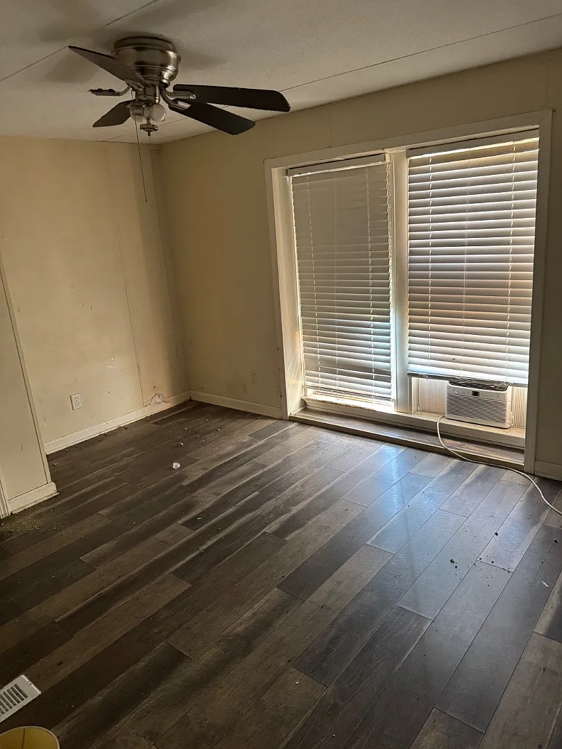55553 US-51 - Unit 25 — Photo 4