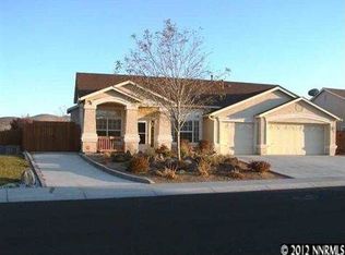 334 Hidden Oaks Dr, Dayton, NV 89403