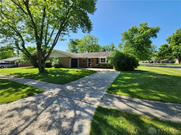 155 McCraw Dr, Union, OH 45322