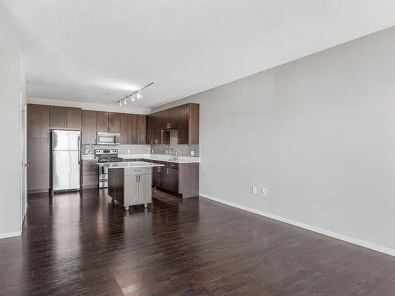 The Flats at West End — Photo 38