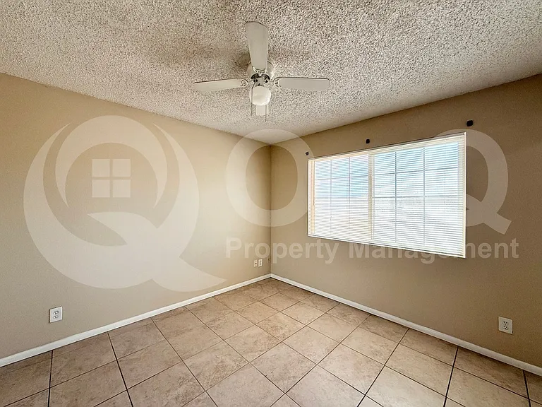 4715 E Alta Vista Rd — Photo 7