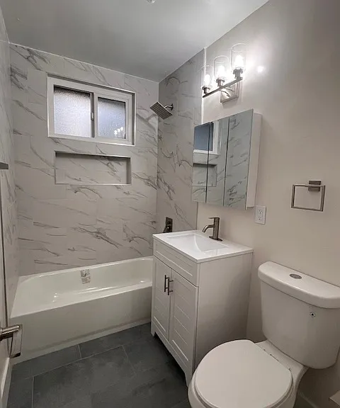 3611 Logan Ave — Photo 2