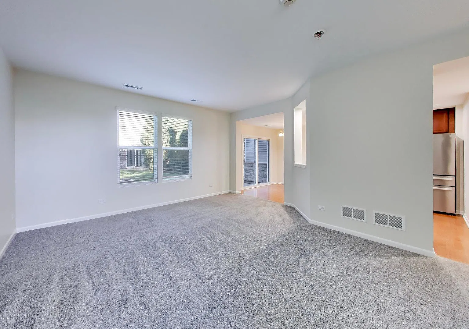 3 bed, 2.5 bath, 1500 sqft, $2,750 — Photo 4