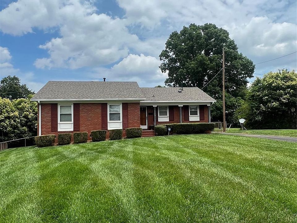 1st image of 1715 Bondale Pl