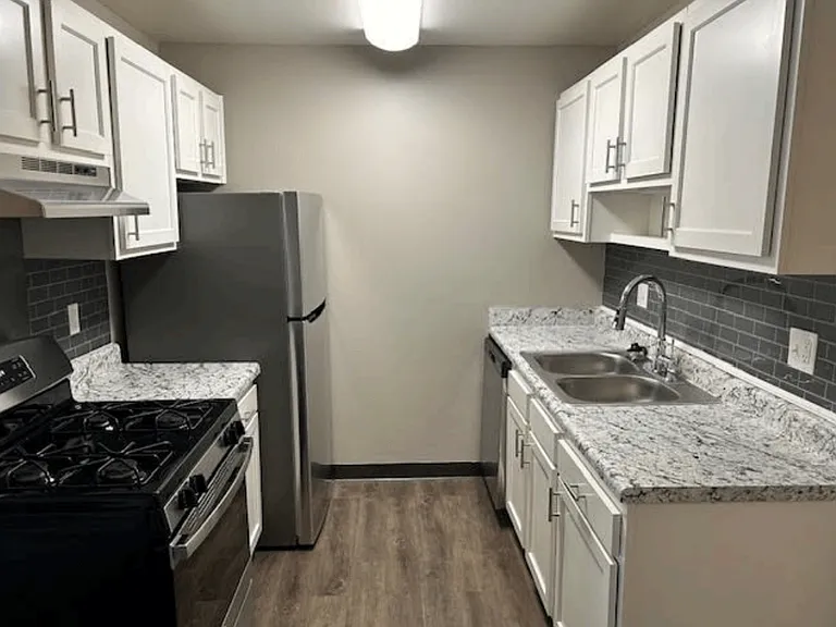 Autumn Ridge Apartment Homes — Photo 42