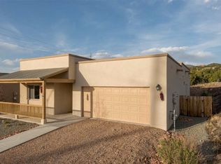 3713 Valmora Rd, Santa Fe, NM 87505