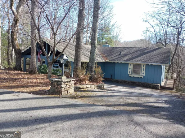 137 Pleasant Mountain Dr, Sky Valley, GA 30537