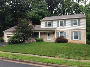 5406 Landmark Pl, Fairfax, VA 22032