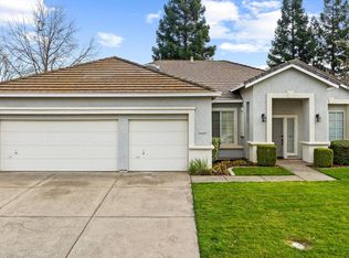 11712 New Albion Dr, Gold River, CA