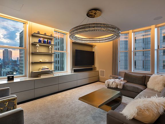 3rd image of 49 Chambers St #14EE