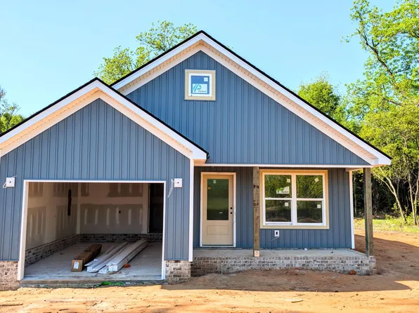 4320 Camden Hwy, Dalzell, SC 29040