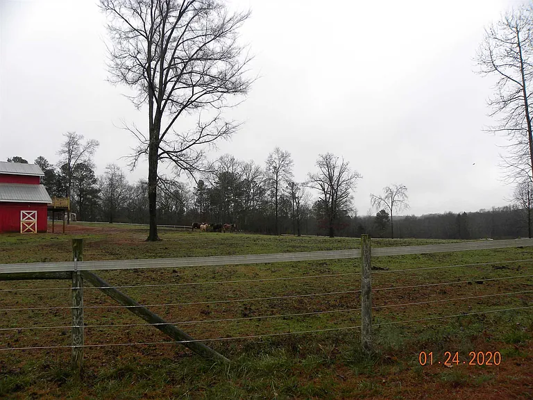 3575B Jefferson River Rd #BARN — Photo 20