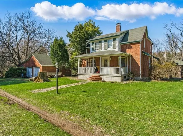 143 Gracie Ln, Mars, PA 16046