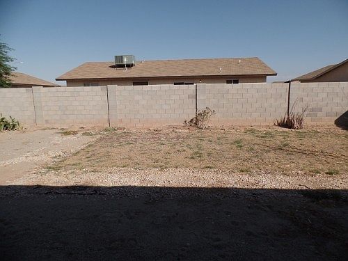 5th image of 748 W Patricia St